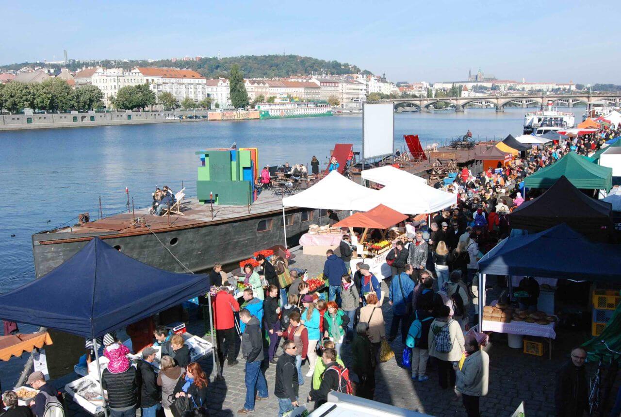 PIVO NA NÁPLAVCE 2013